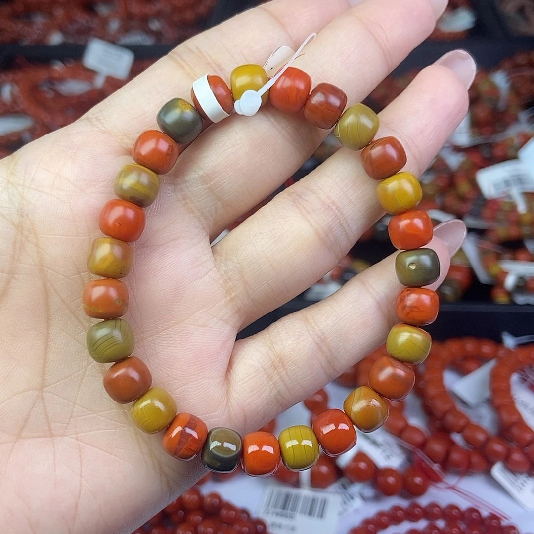未镶嵌素圈南红玛瑙包浆8mm