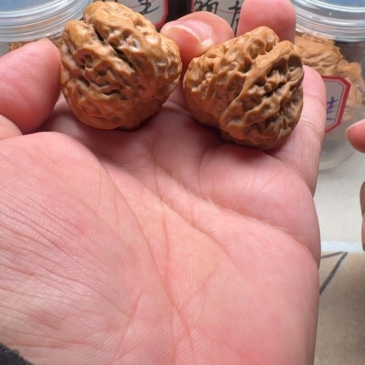 文玩核桃吊坠35龙鳞纹