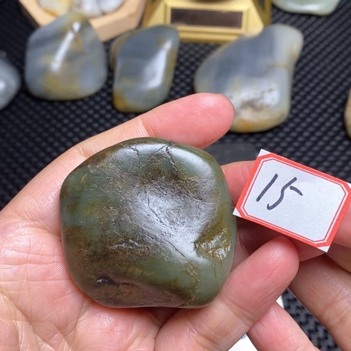 未镶嵌和田玉把件15