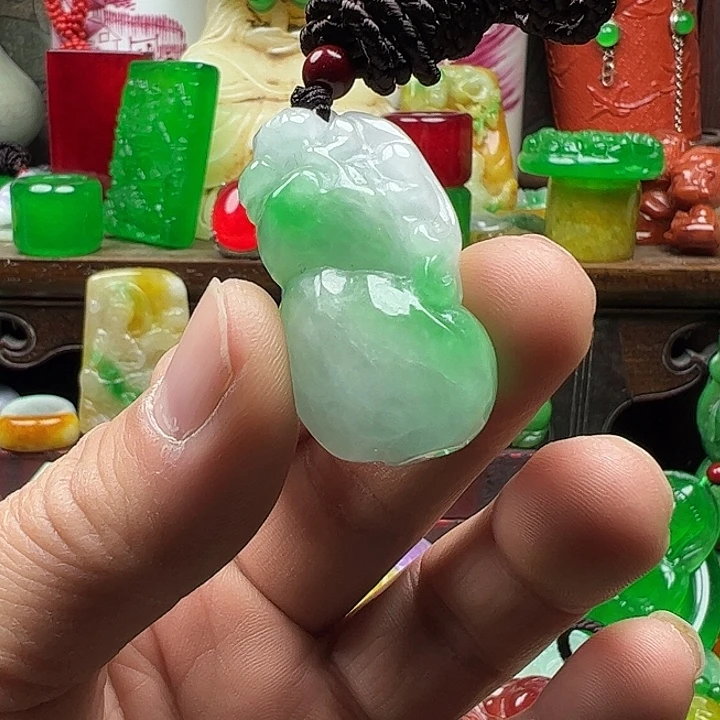 翡翠未镶嵌颈饰全场福利