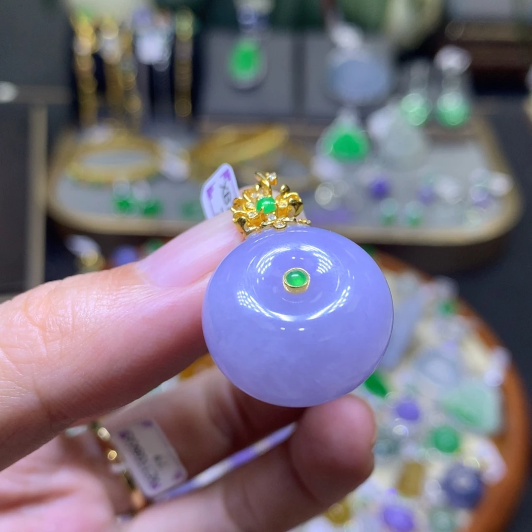 翡翠18K金镶嵌颈饰翡翠吊坠项链