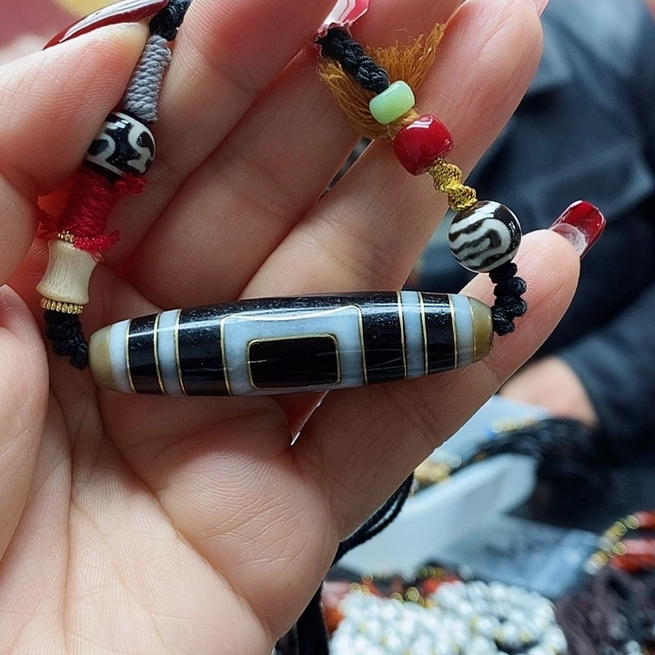 玛瑙/玉髓颈饰合金