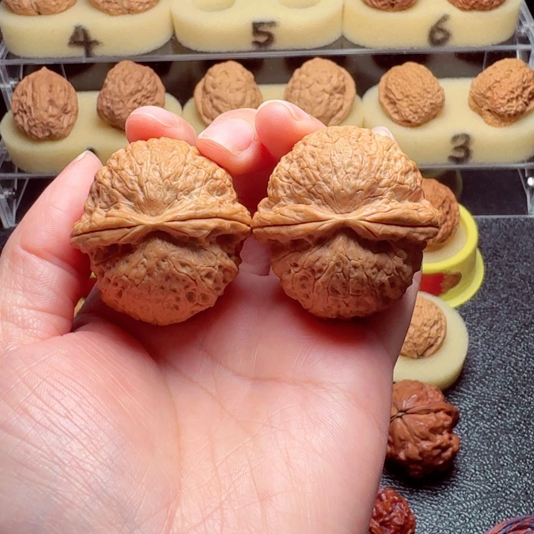 文玩核桃把件果****学狮子王