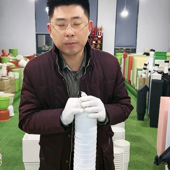 微瑕陶红口9高9白色14只带托