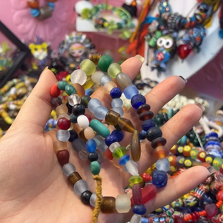 玻璃颈饰尼泊尔琉璃