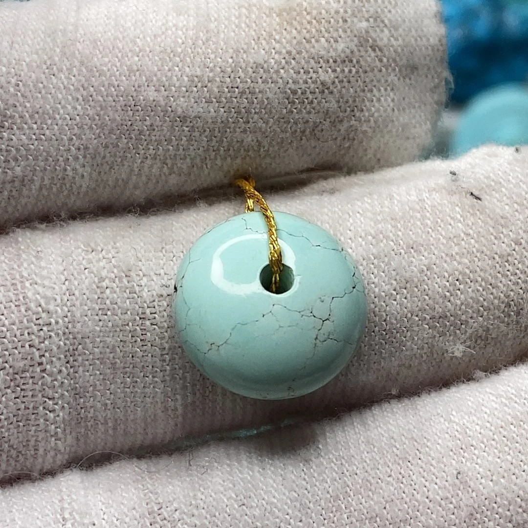 绿松石未镶嵌天然原矿 地大质检13.3mm