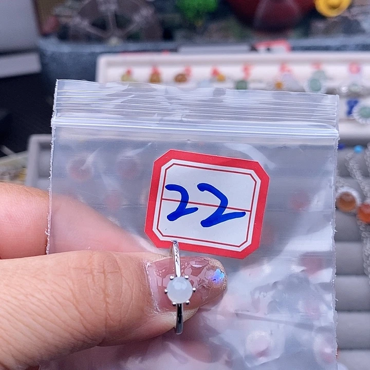 未镶嵌戒指翡翠缅甸