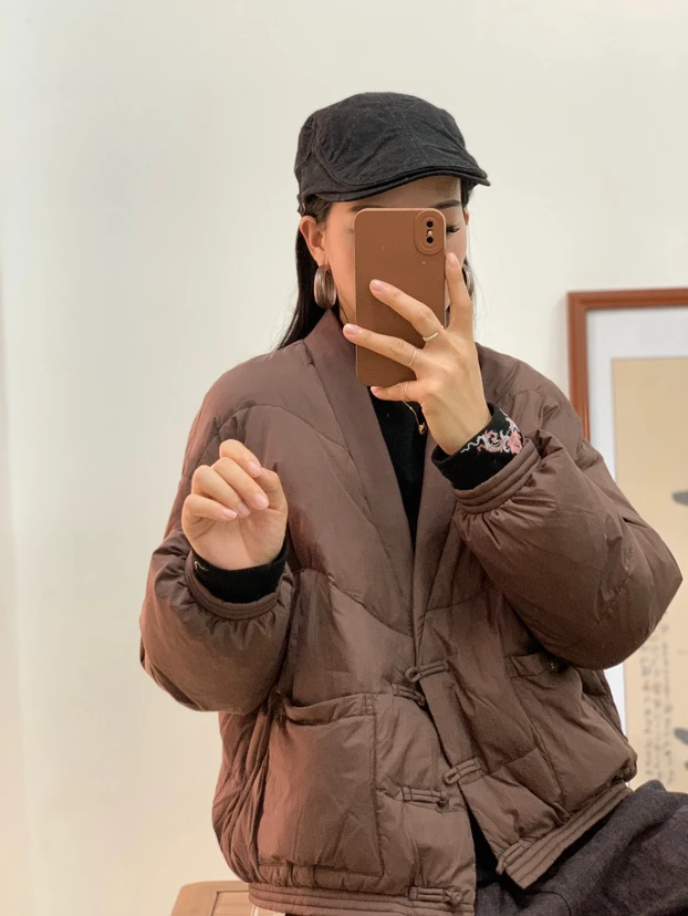 【小芬定制款】9565冬季百搭特色网红女装短款刺绣保暖羽绒服