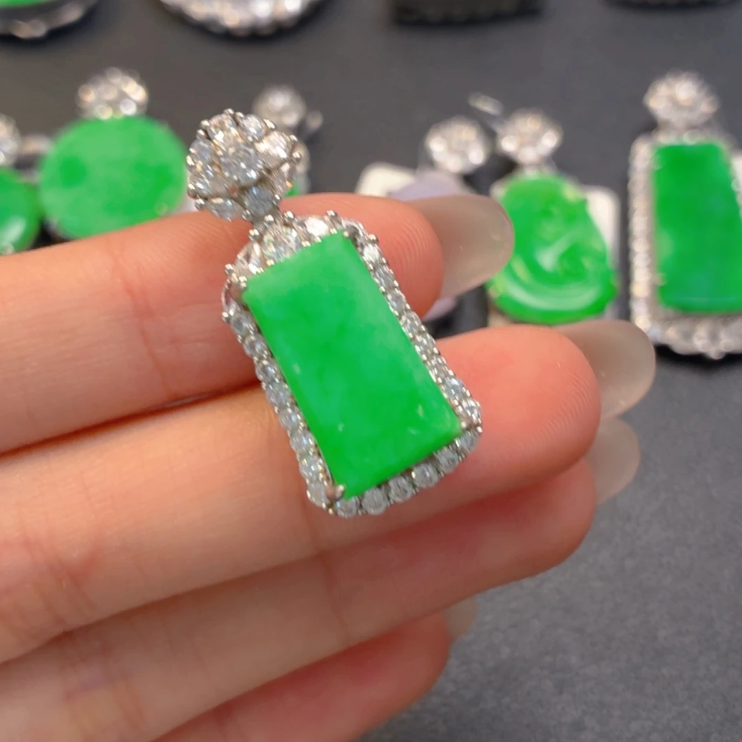 翡翠银S925镶嵌颈饰