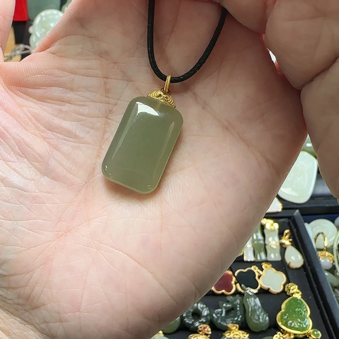吊坠(不含链)银S925镶嵌和田玉小**•