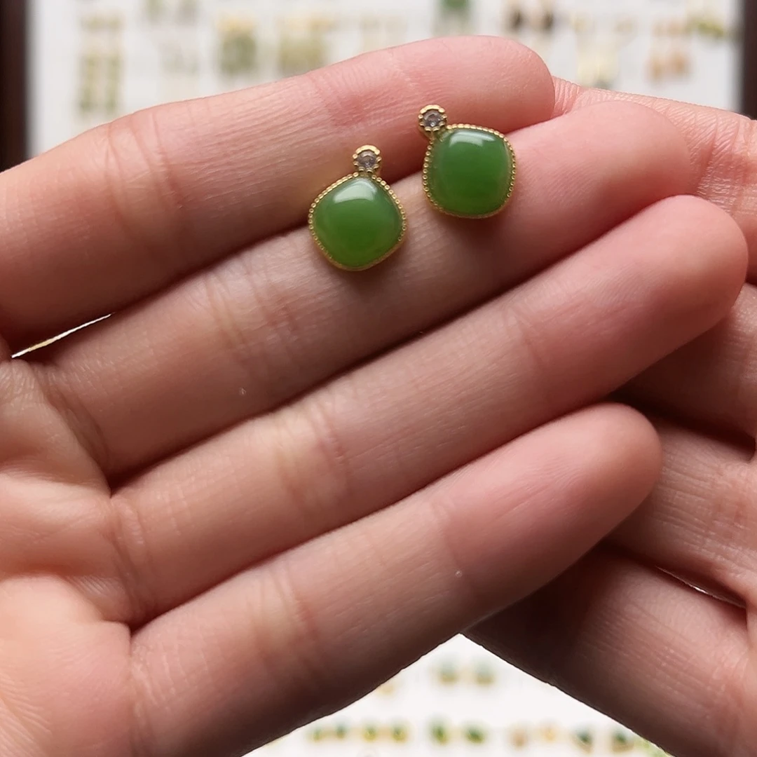 银S925镀金镶嵌和田玉耳饰