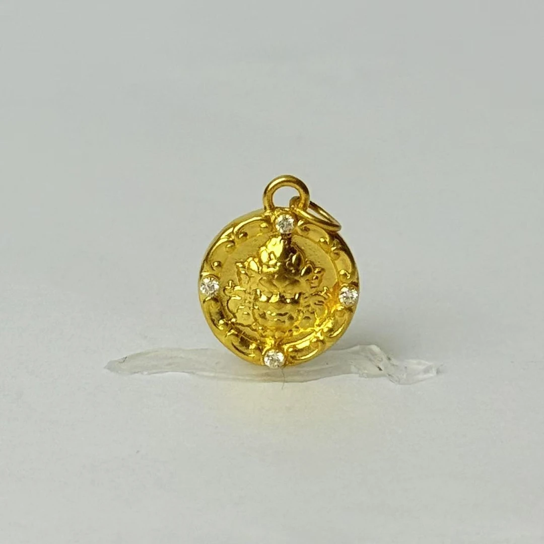 新金社黄金足金999卡12带钻黄财神DP1134