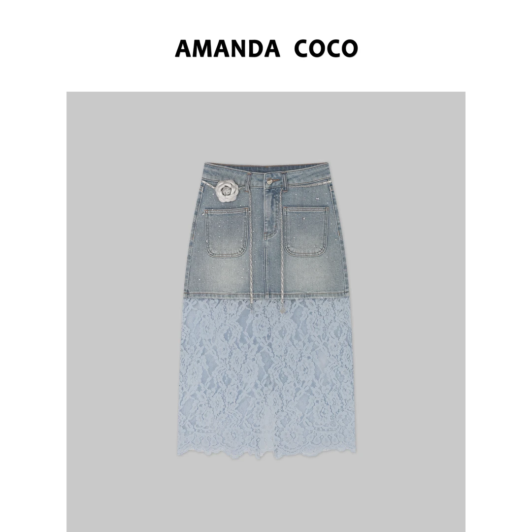 嘉嘉# 蓝调清风～2025春夏重工烫钻双口袋蕾丝拼接气质牛仔半裙