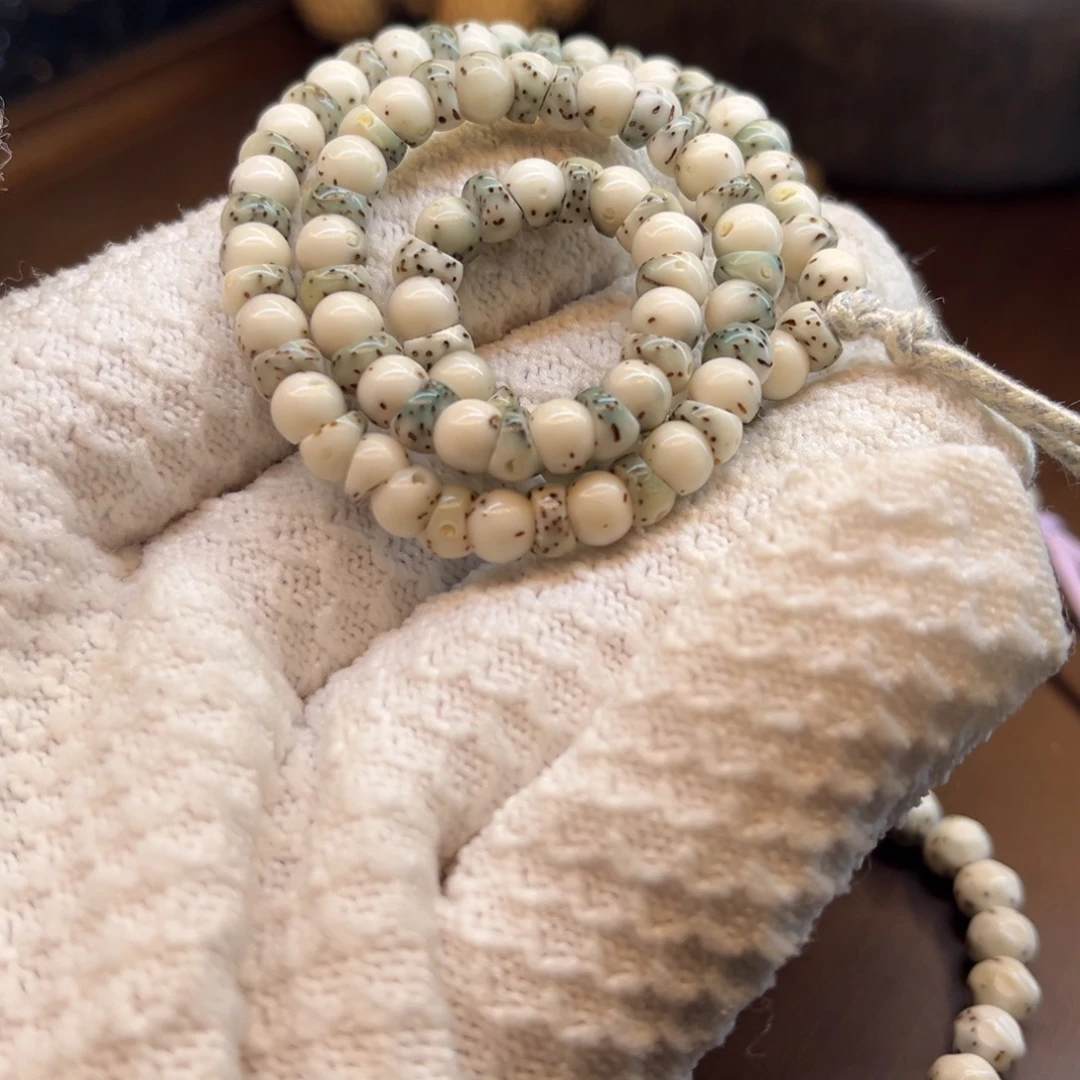 满***红星月菩提把件6切玉化小冰糖啵啵肠