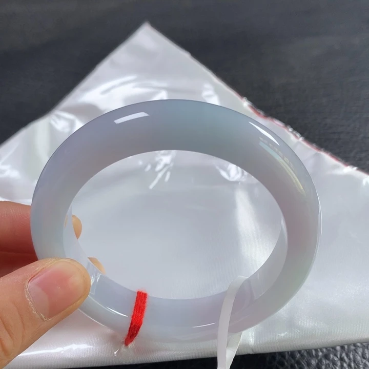 翡翠未镶嵌手镯57圈