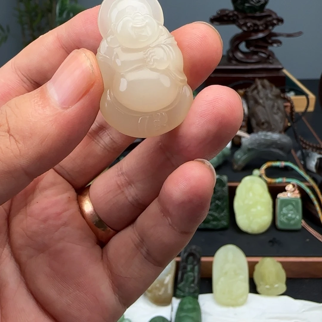 蓝****手链未镶嵌和田玉