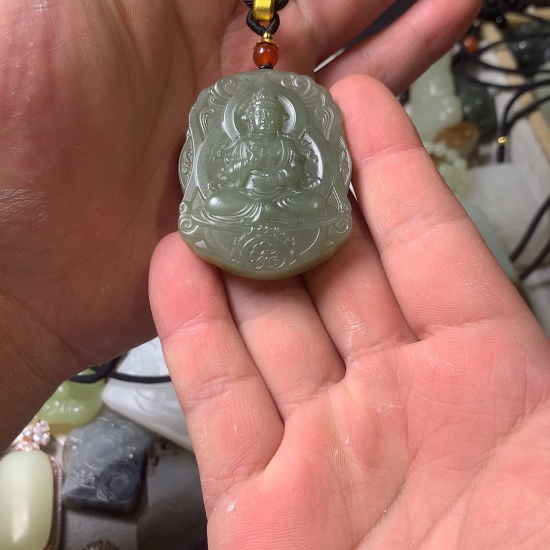 颈饰未镶嵌和田玉