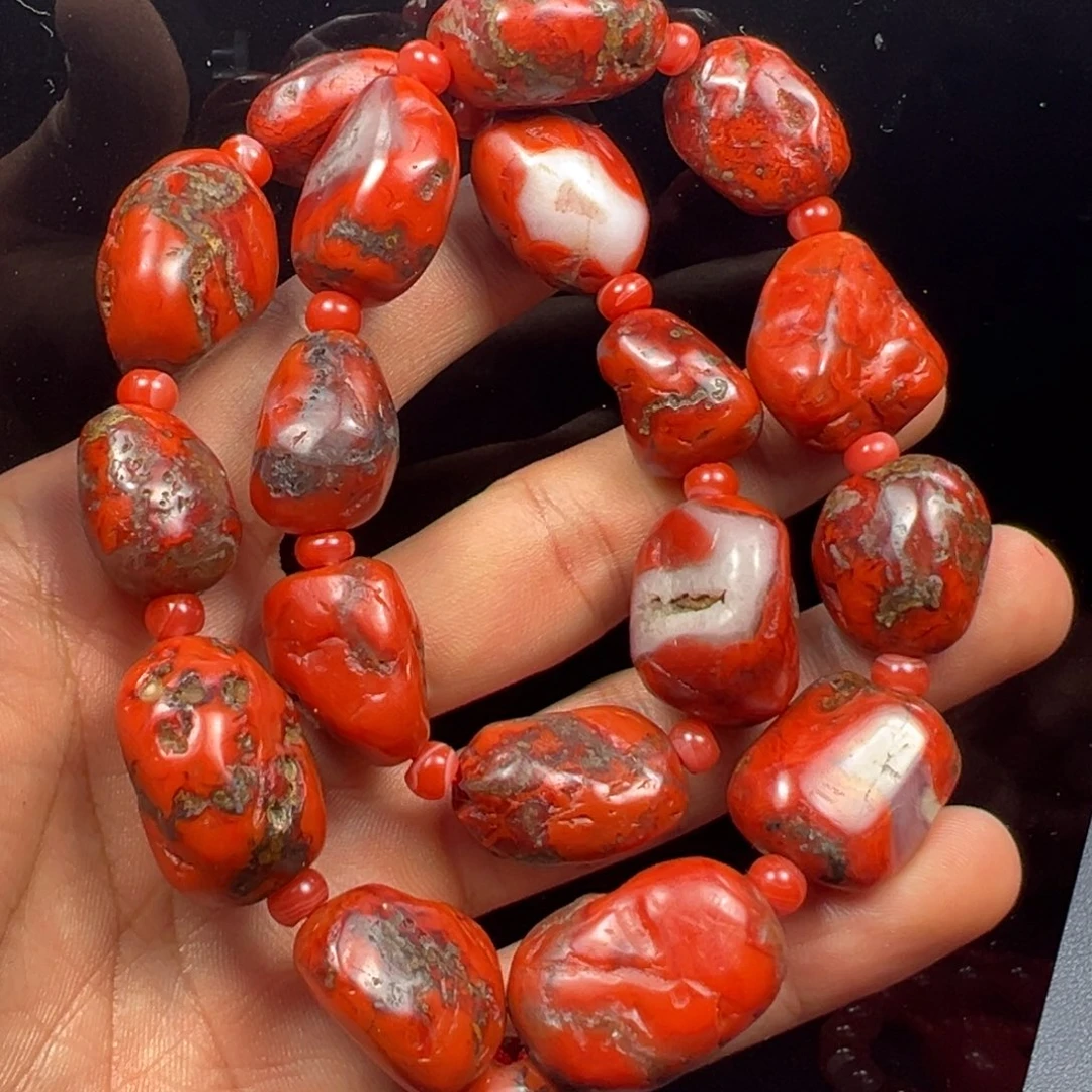 南红玛瑙手持未镶嵌？****里