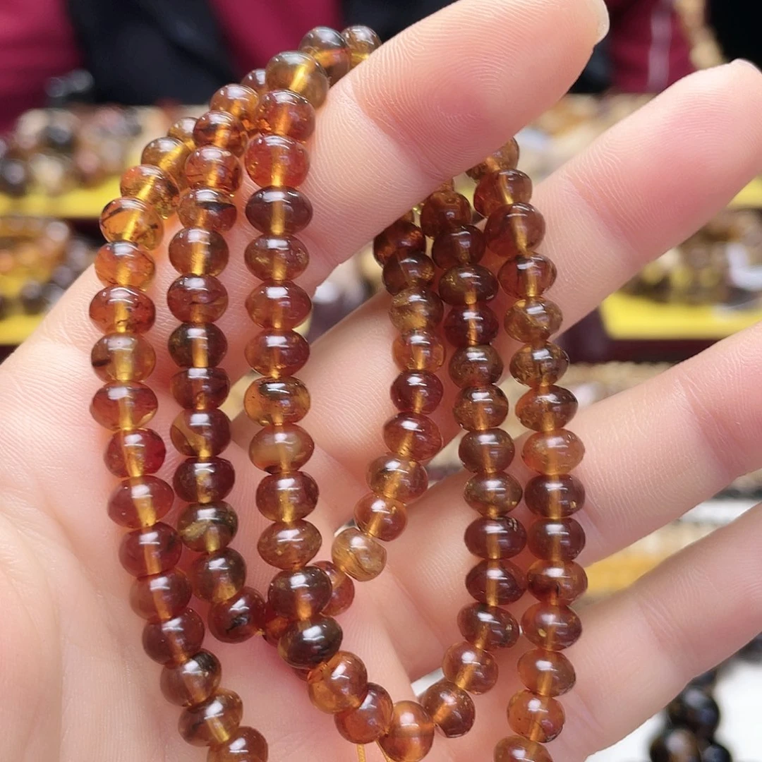 琥珀裸石未镶嵌易*六