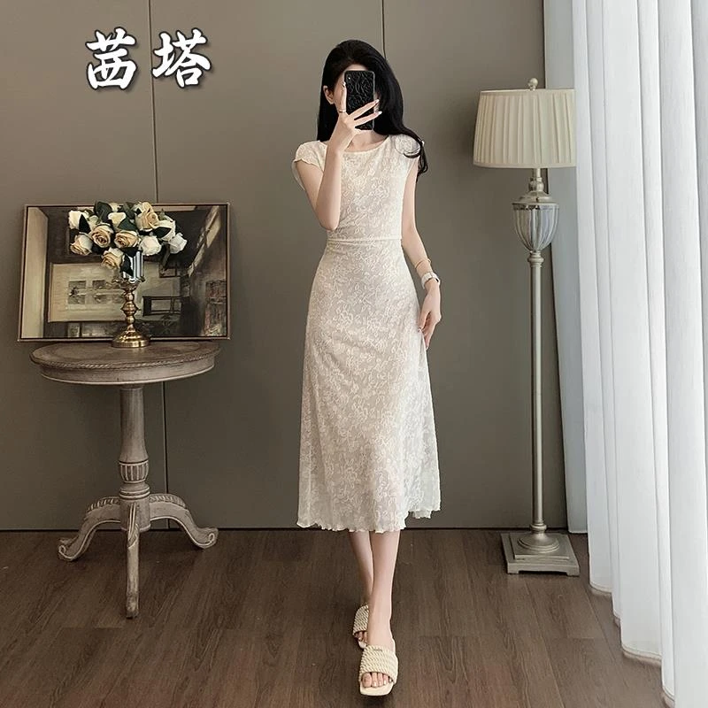 高级感时尚连衣裙女夏季新款减龄洋气设计感印花独特漂亮长款裙子