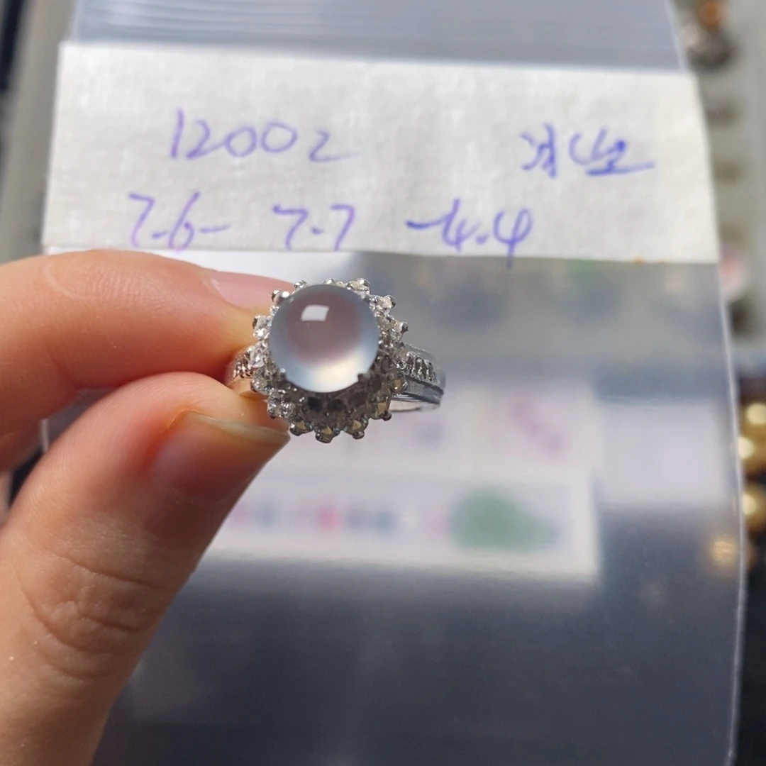 定制翡翠未镶嵌不退不换