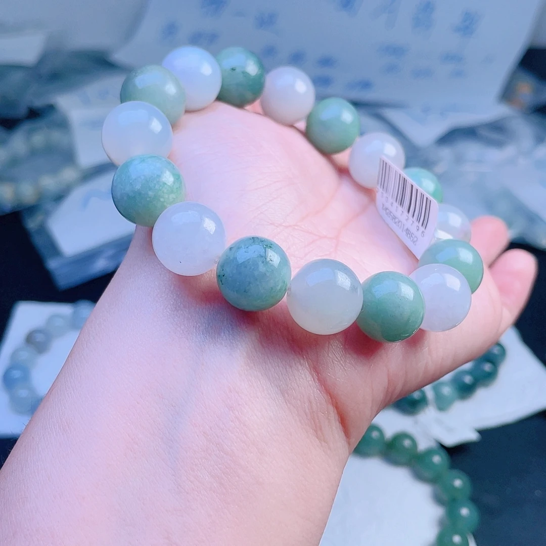 定制翡翠未镶嵌珠串