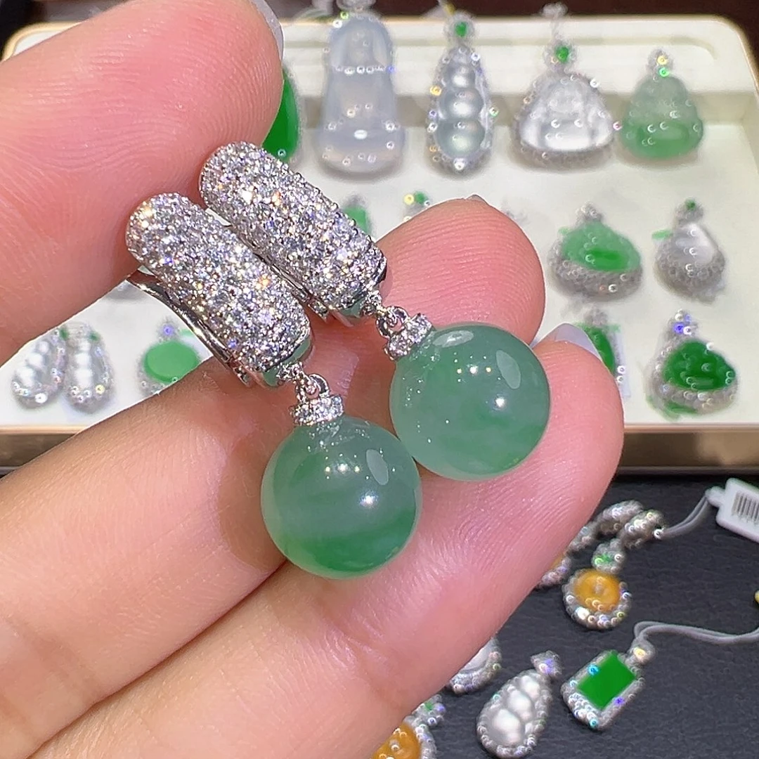 翡翠18K金镶嵌耳饰