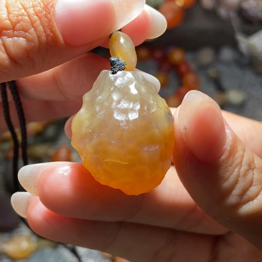 未镶嵌玛瑙/玉髓珠宝半成品