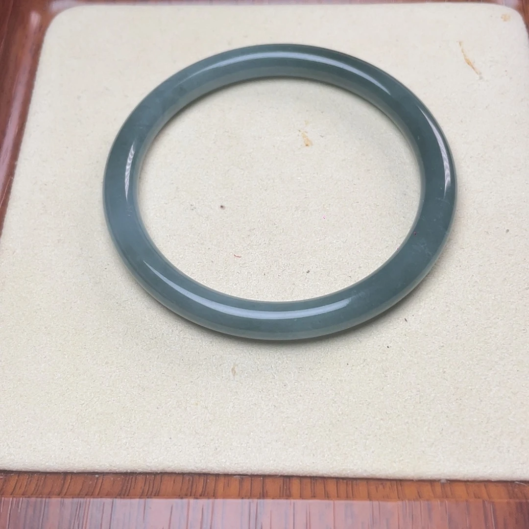 翡翠未镶嵌手链镯子58圈