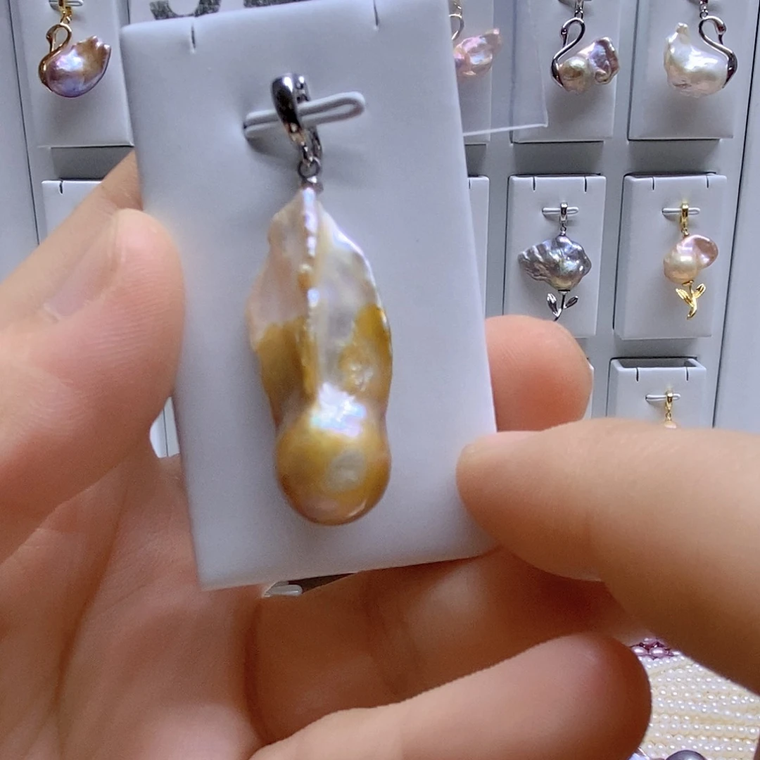 颈饰未镶嵌淡水珍珠