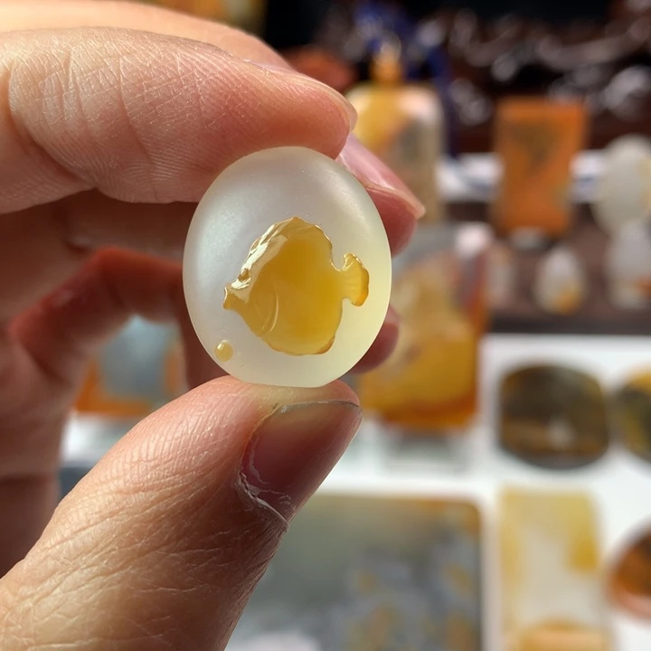 玛瑙/玉髓颈饰未镶嵌