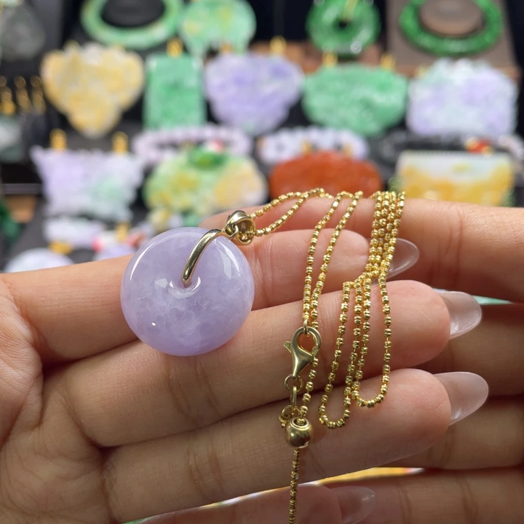 翡翠未镶嵌颈饰待编织