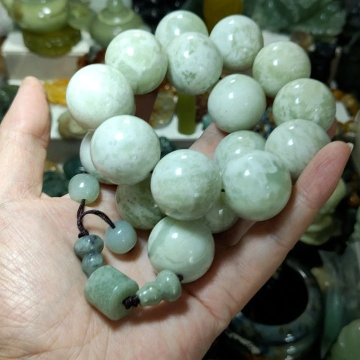 未镶嵌岫玉手持款式