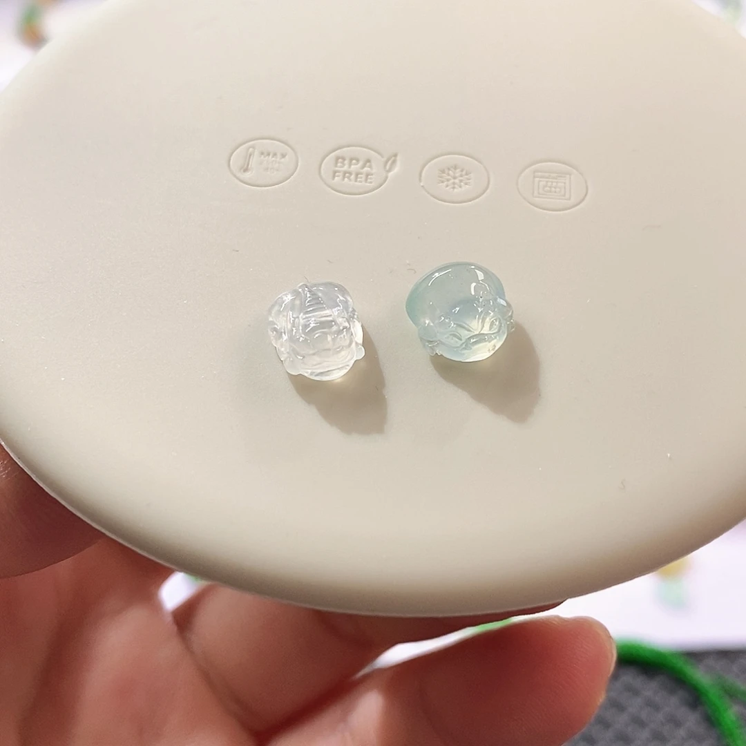 翡翠裸石高冰貔貅二选一