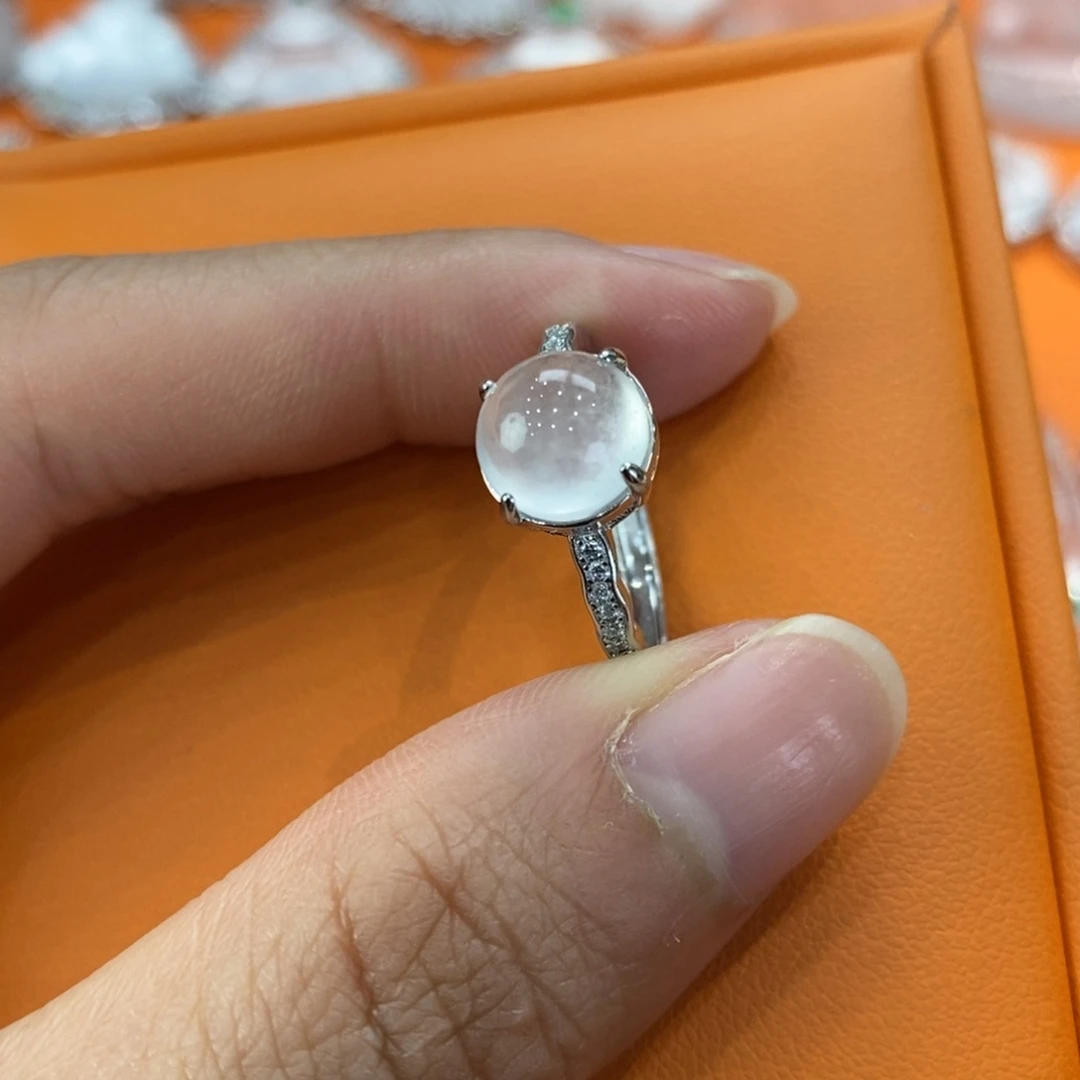 石英质玉吊坠(赠链)合金