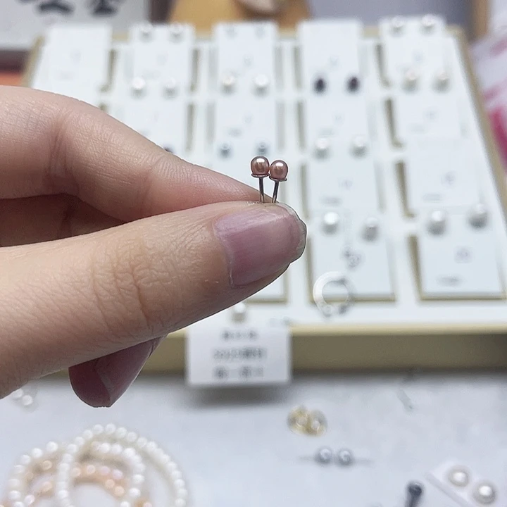 淡水珍珠耳饰银S925镶嵌平***?