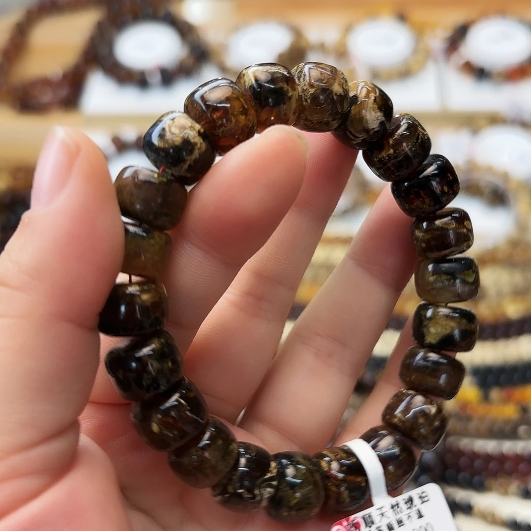 蔚***限琥珀未镶嵌裸石十二91547