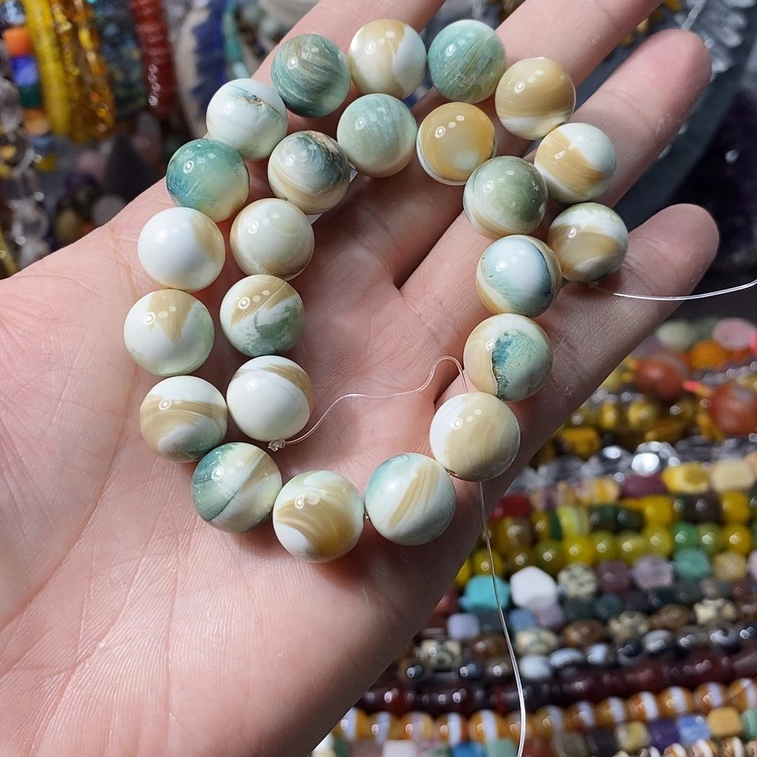 石英质玉未镶嵌，4颗，天然蓝翡色夜光螺14mm，