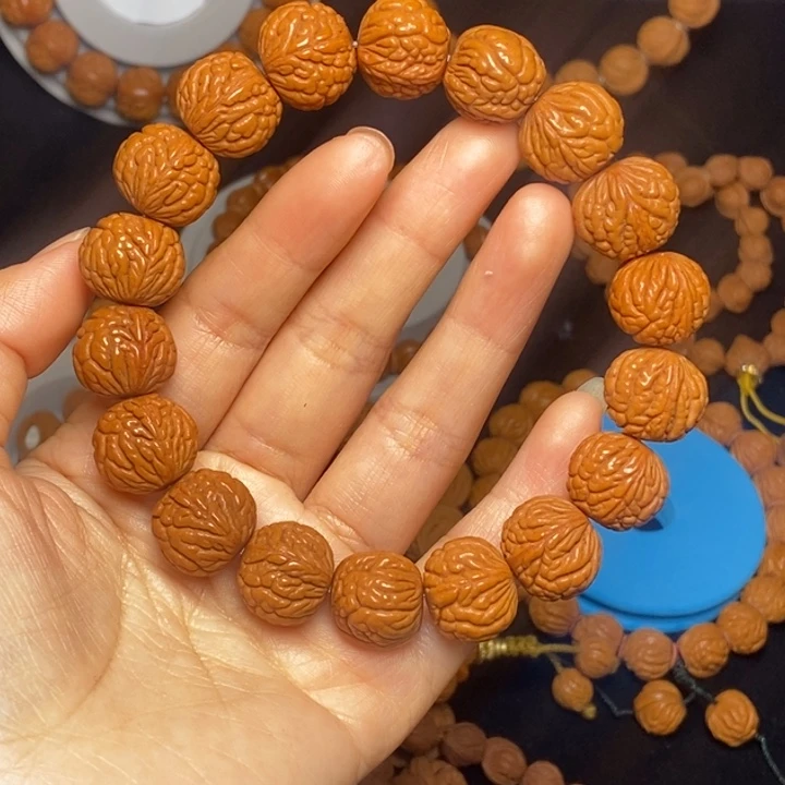 秦岭龙纹桃核手串
