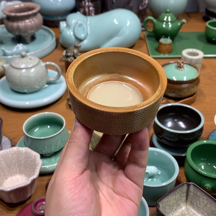 龙泉青瓷双釉结合