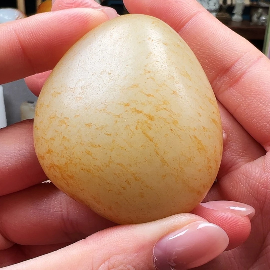 颈饰未镶嵌和田玉归***处