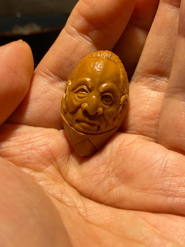 福利苏工核雕纯手工雕刻，个性创作，高进，立体感十足表情丰富