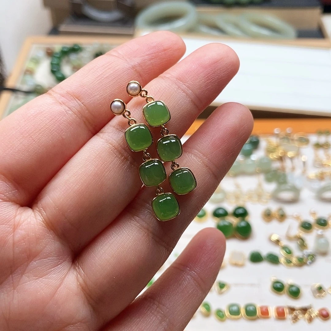 和田玉银S925镶嵌耳饰