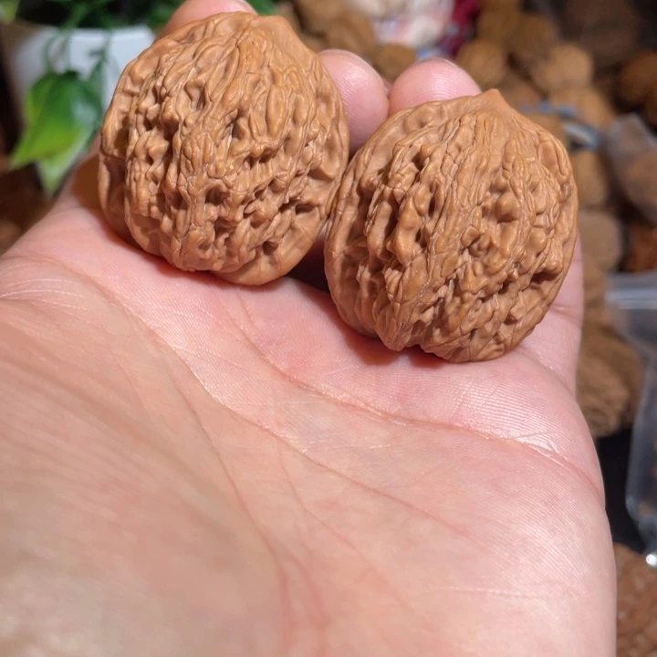 文玩核桃把件36麦虎