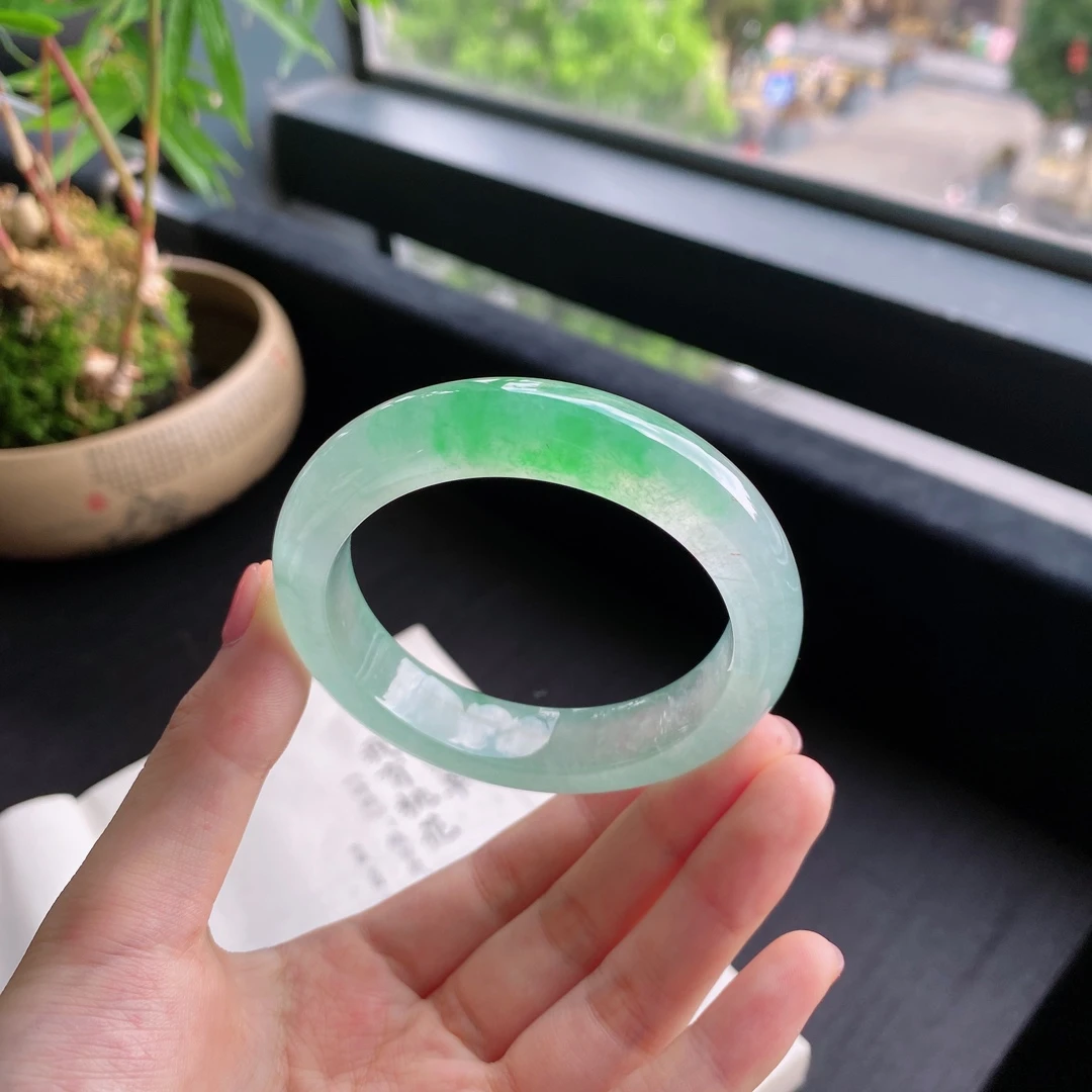 好色珠宝  圈口54缅甸老坑A货冰种阳绿正圈女款翡翠手镯