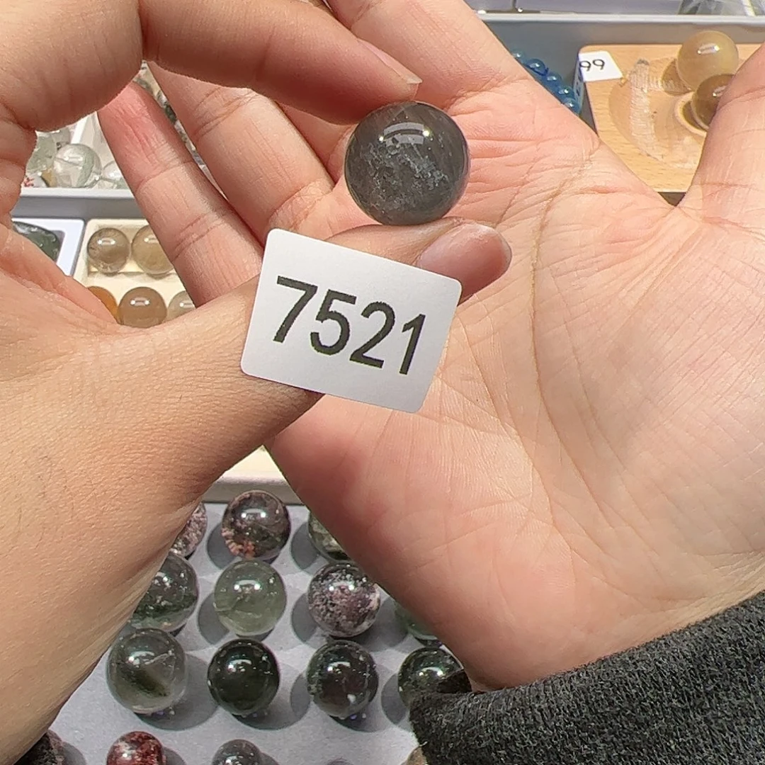 水晶未镶嵌大型摆件（非配饰）