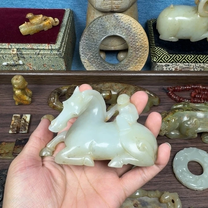 万***然和田玉未镶嵌挂件