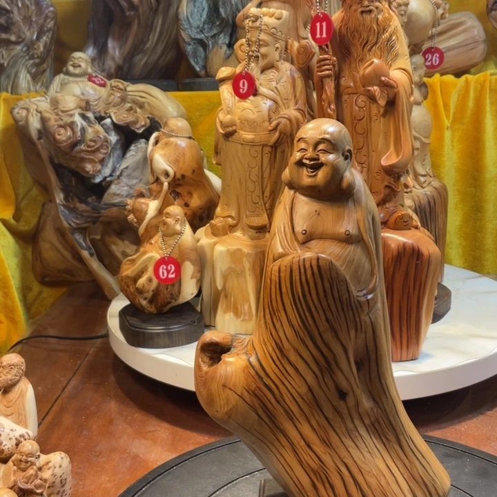 柏木（崖柏）崖柏   弥勒