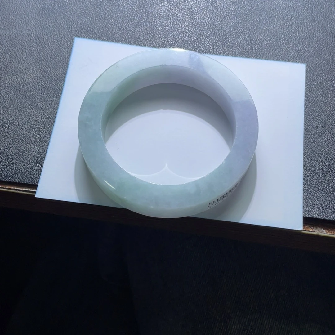 小***色定制翡翠未镶嵌翡翠
