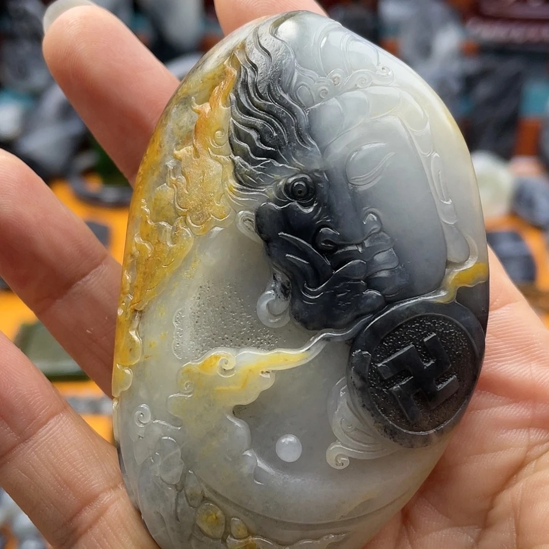 金***云和田玉未镶嵌把件